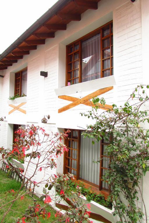 Apartamentos Los Quipus Quito Exterior photo